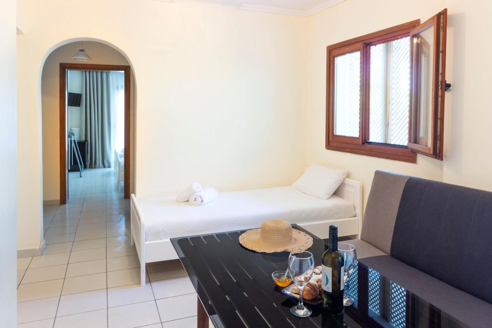 Hotel Odysseas Полихроно Номер фото